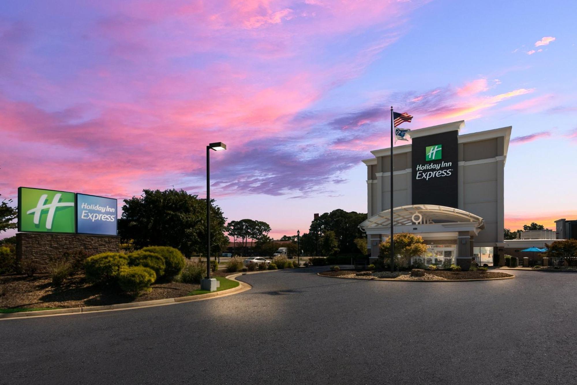 Holiday Inn Express Hotels- Hampton By Ihg Zewnętrze zdjęcie